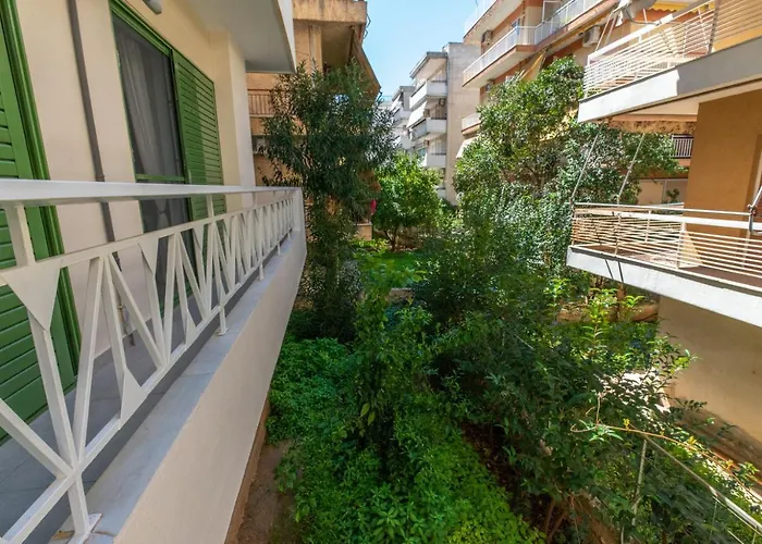 Loutraki House